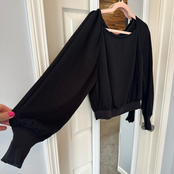 EUC🖤 FP Movement Throwback Layer Small Black - Picture 3 of 12